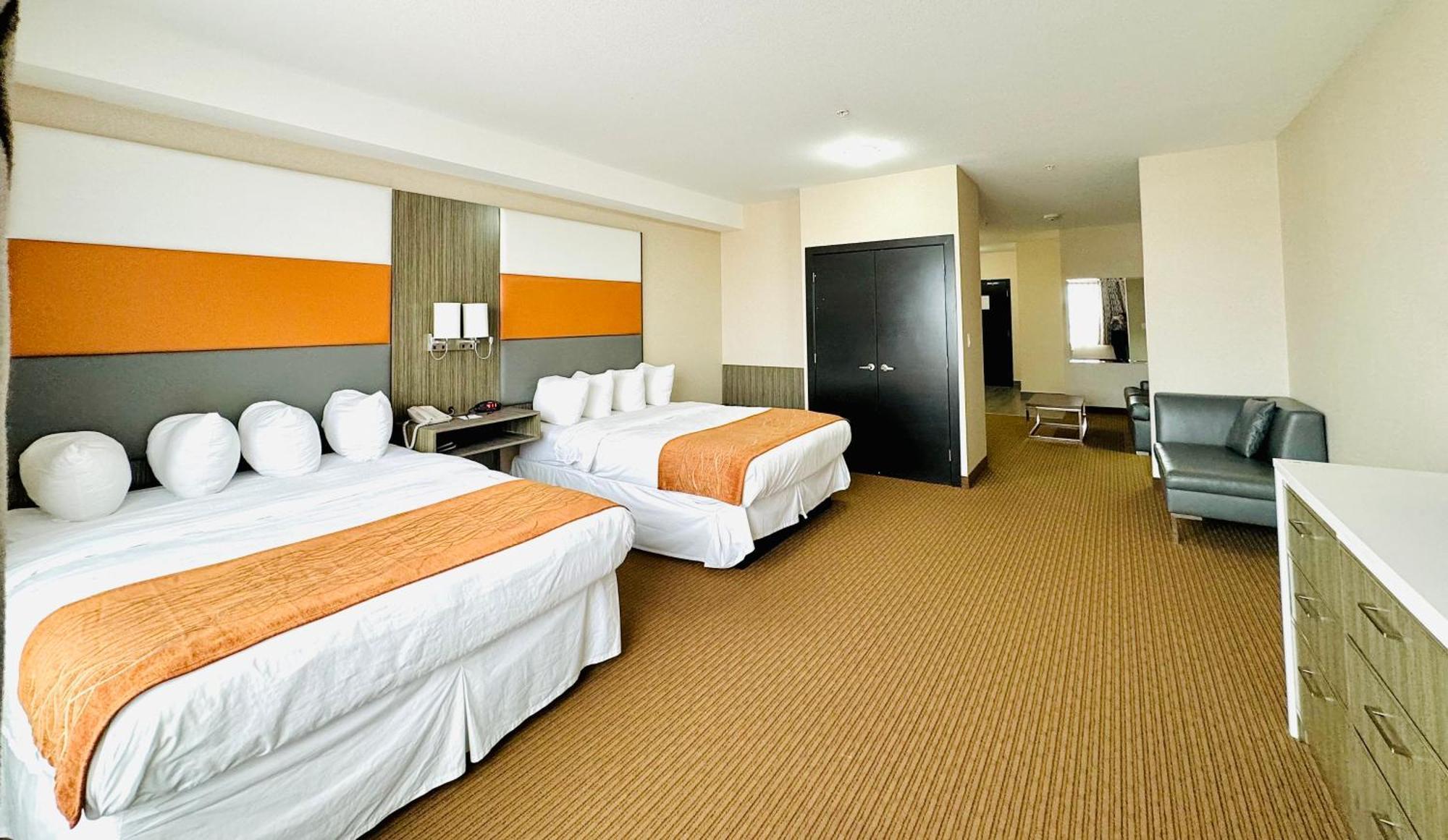 Southfort Inn Fort Saskatchewan Номер фото