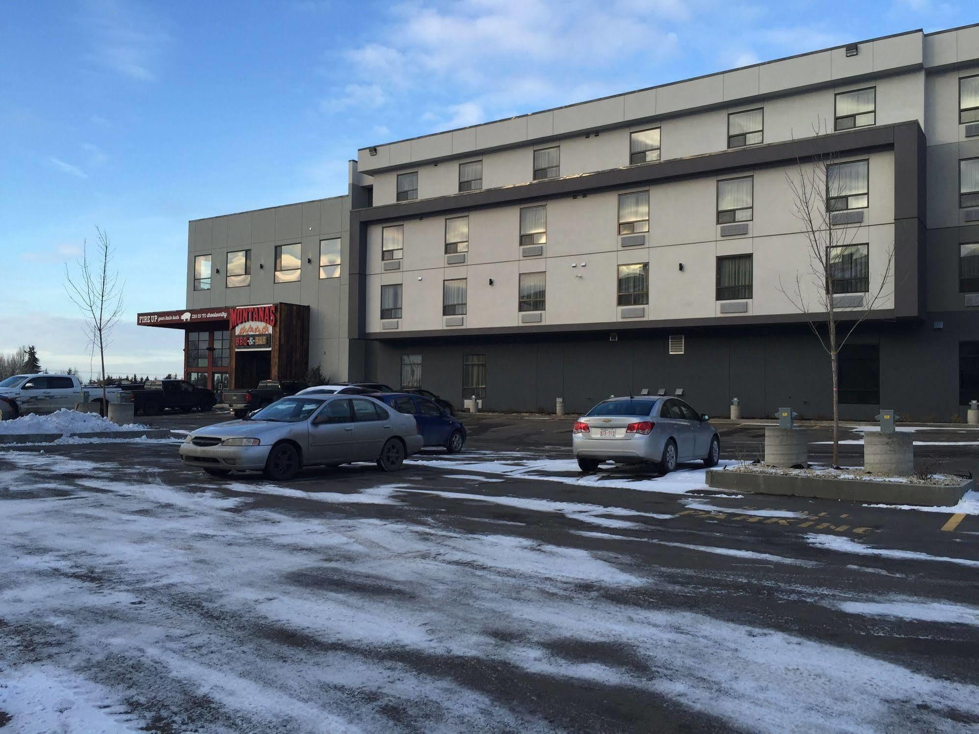 Southfort Inn Fort Saskatchewan Экстерьер фото