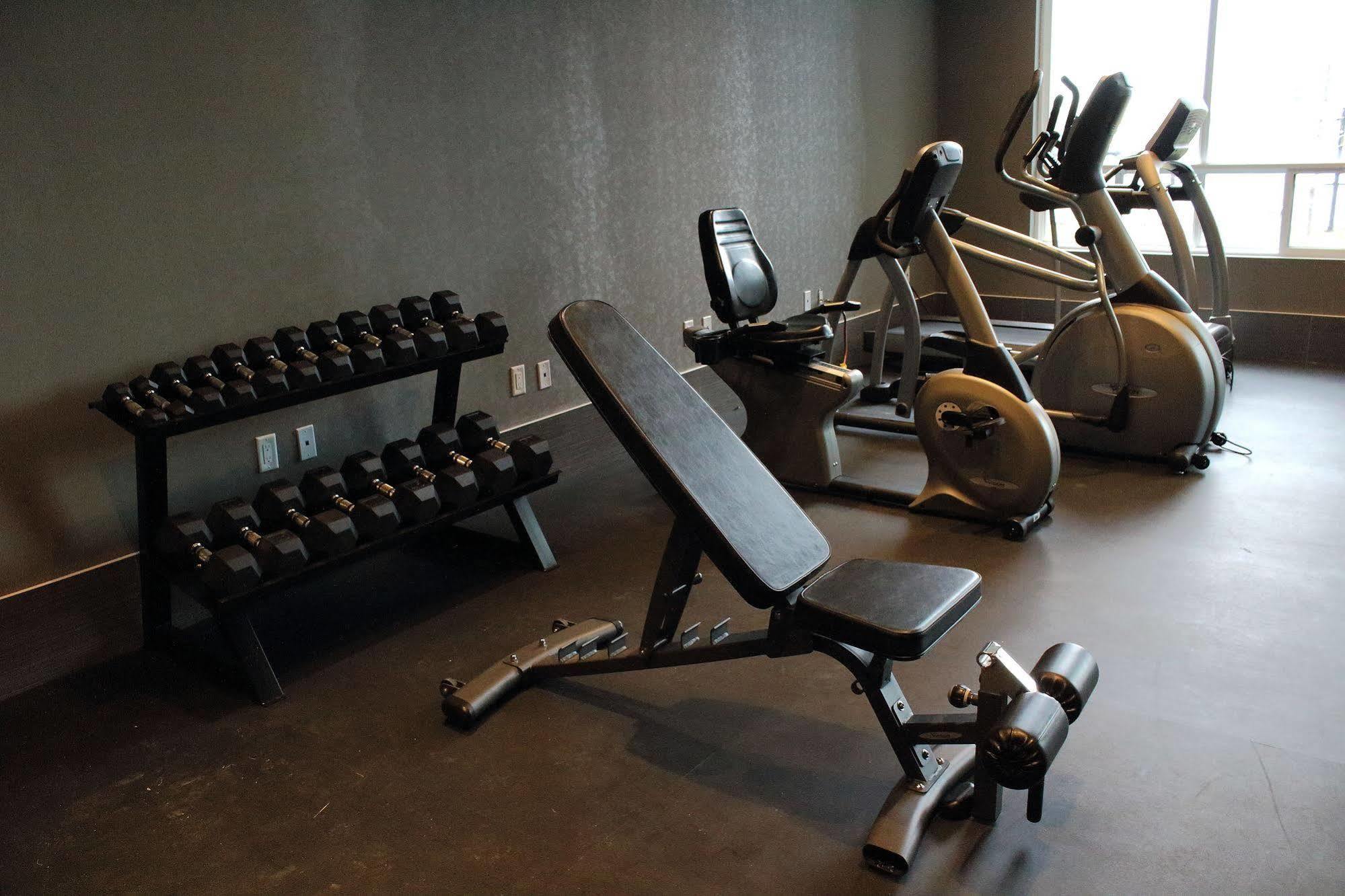 Southfort Inn Fort Saskatchewan Экстерьер фото